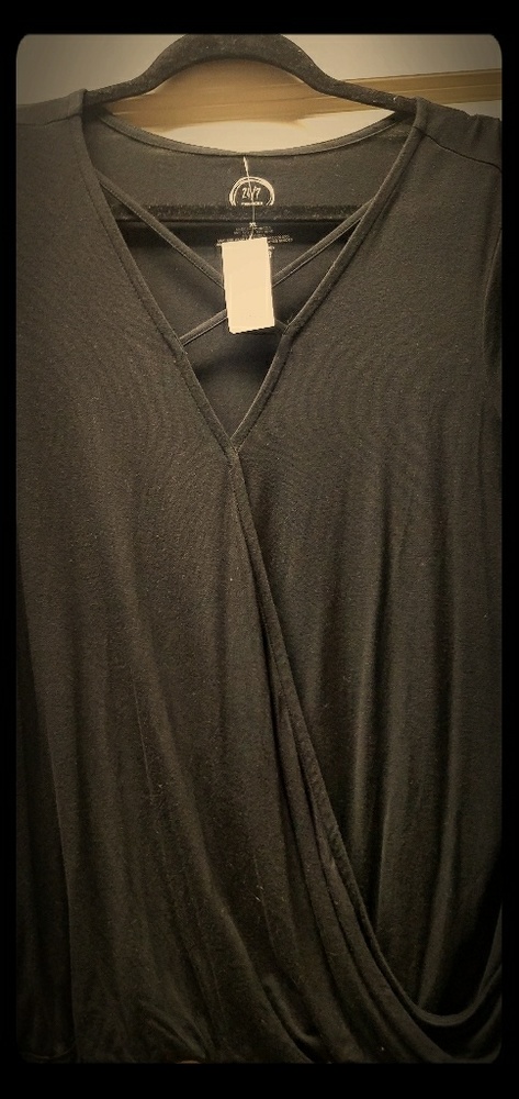 Black cross neck top